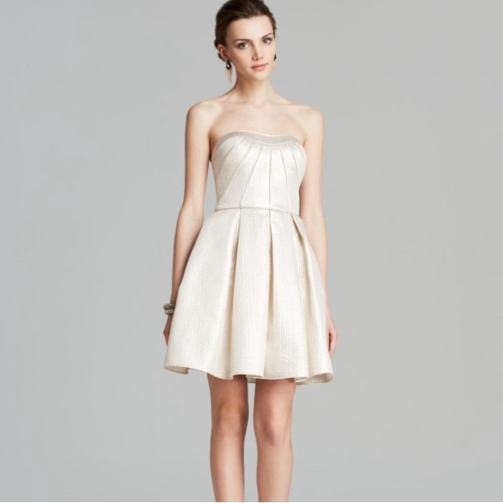 Aidan by Aidan Mattox strapless gold jacquard dress - size 6